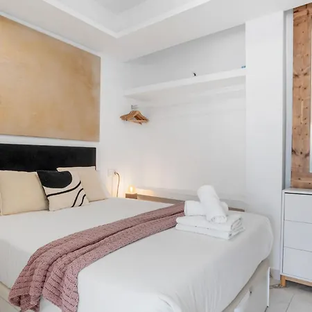 Ap. El Deseo En Puerto De Cabopino - アパート