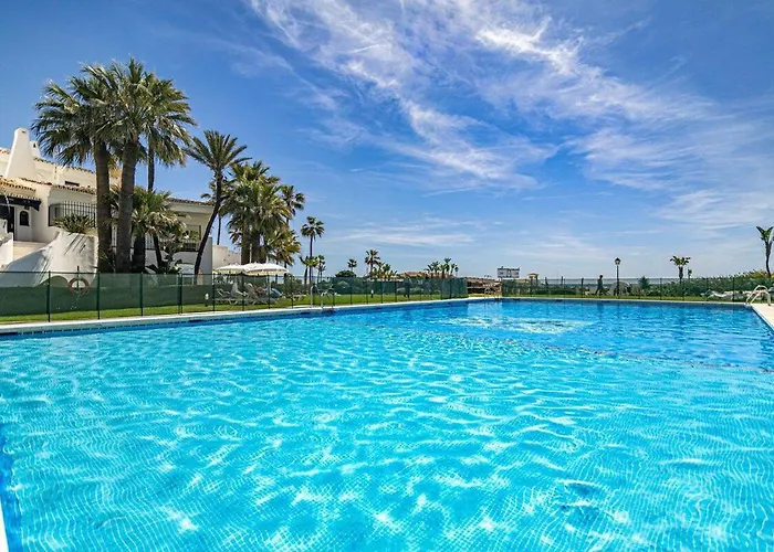 Ap. El Deseo En Puerto De Cabopino - * マルベーリャ